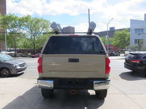 Used 2017 Toyota Tundra SR5 w/ TRD Off Road Package AWD/4WD image 9