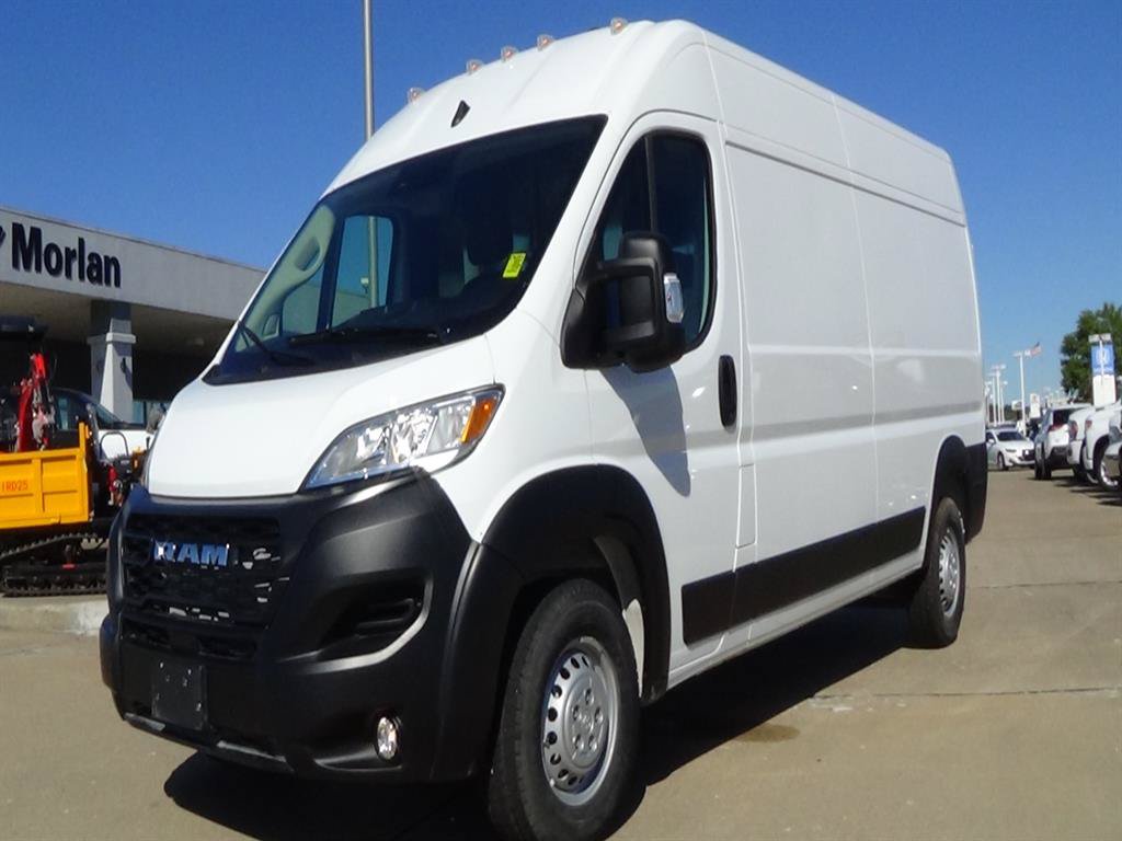 Used 2025 RAM ProMaster 2500 w/ Convenience Group FWD image 2