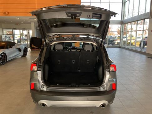 Certified 2022 Ford Escape SEL image 27