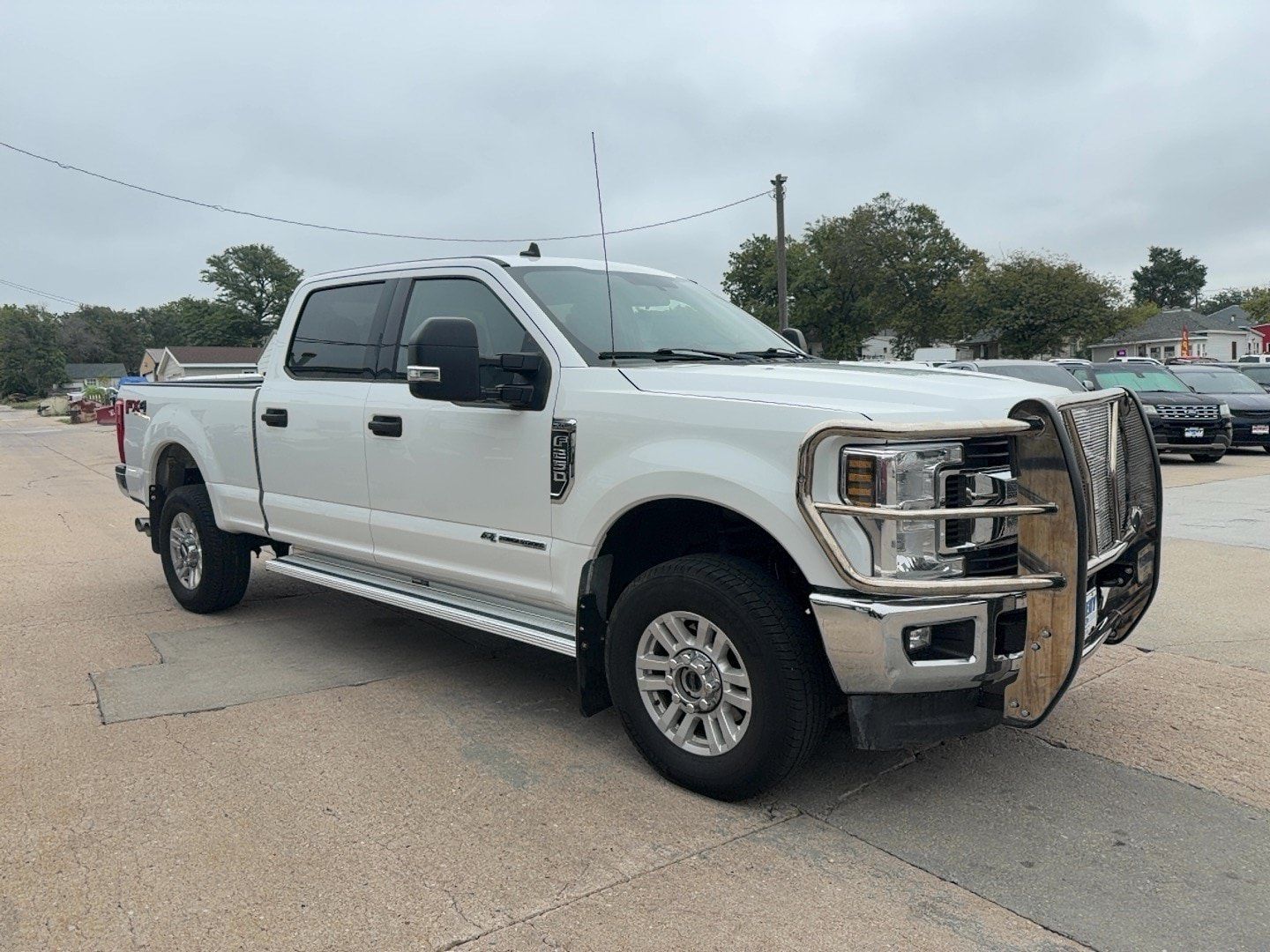 Used 2019 Ford F250 XLT w/ XLT Value Package AWD/4WD image 4