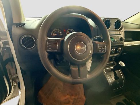 Used 2015 Jeep Compass Sport w/ Power Value Group image 11