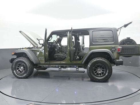 Used 2022 Jeep Wrangler Unlimited Sport image 77