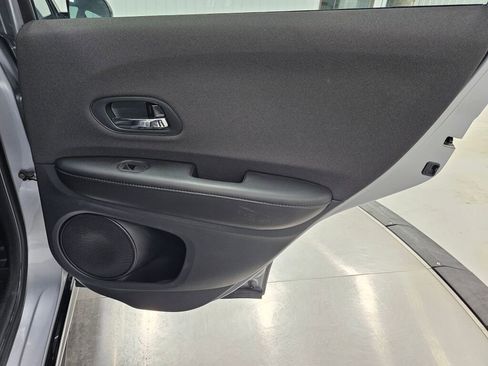 Used 2020 Honda HR-V Sport image 29