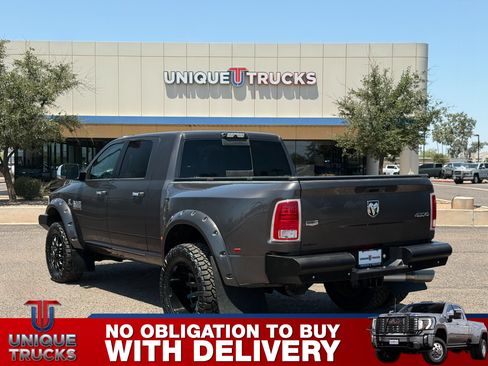 Used 2018 RAM 3500 Laramie w/ Cold Weather Group AWD/4WD image 8
