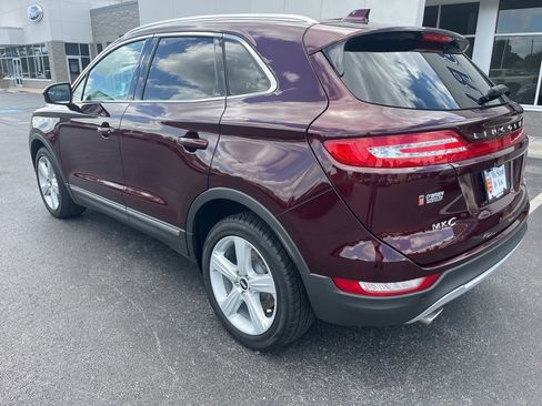 Used 2018 Lincoln MKC Premiere image 3