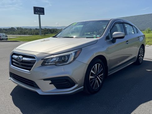 Used 2019 Subaru Legacy 2.5i Premium AWD/4WD image 9