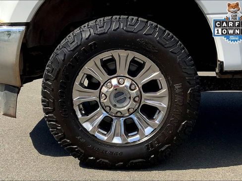 Used 2019 Ford F250 XLT w/ XLT Premium Package image 7