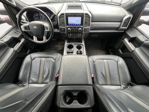 Used 2020 Ford F250 Platinum w/ FX4 Off-Road Package image 3