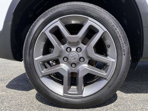 Used 2023 Honda Passport EX-L image 6