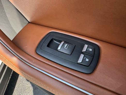 Used 2022 Maserati Levante GT AWD/4WD image 36