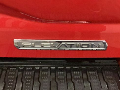 Used 2025 GMC Sierra 1500 Elevation image 20