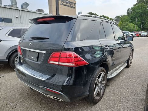 Used 2017 Mercedes-Benz GLE 350 image 3