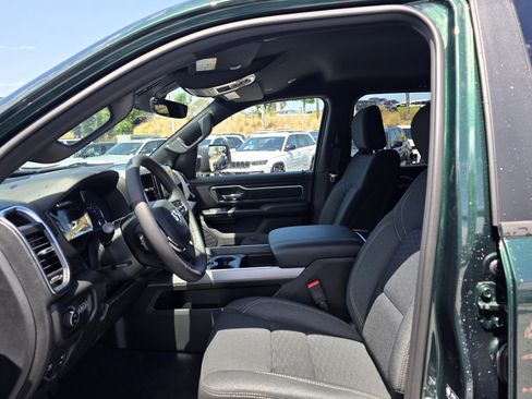 New 2026 RAM 1500 Big Horn AWD/4WD image 12