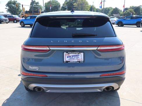 Used 2025 Lincoln Corsair Reserve AWD/4WD image 6