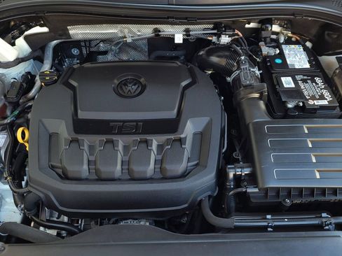 Used 2020 Volkswagen Tiguan SE R-Line image 27