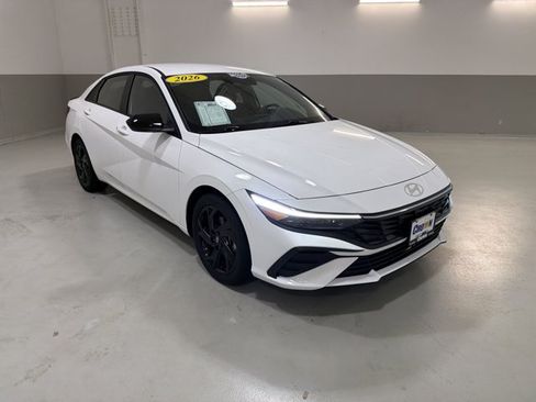 Used 2026 Hyundai Elantra Sport FWD image 4