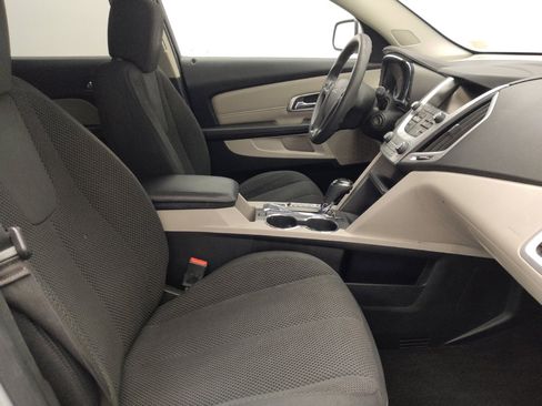Used 2017 GMC Terrain SLE FWD image 21