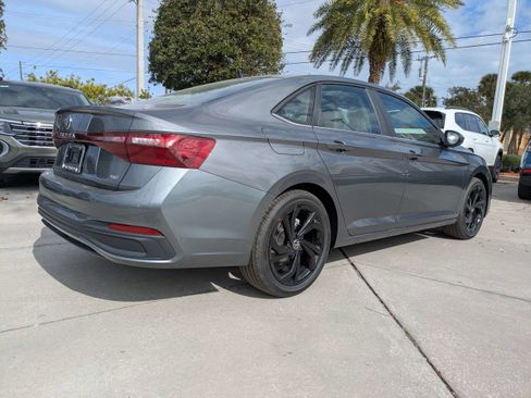 New 2026 Volkswagen Jetta SE FWD image 4