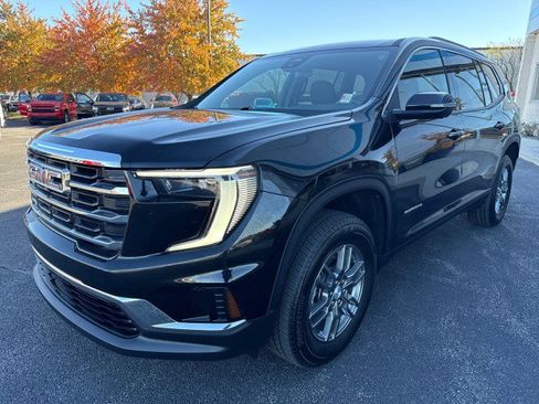 Used 2025 GMC Acadia Elevation image 7