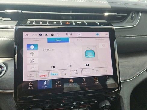 Used 2024 Jeep Grand Cherokee Overland w/ Trailer Tow Package image 12