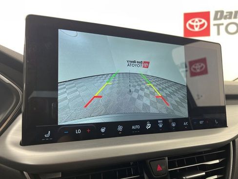 Used 2025 Ford Escape Platinum image 14