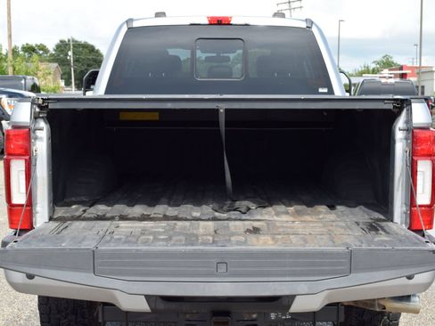 Used 2020 Ford F250 Platinum w/ FX4 Off-Road Package AWD/4WD image 20