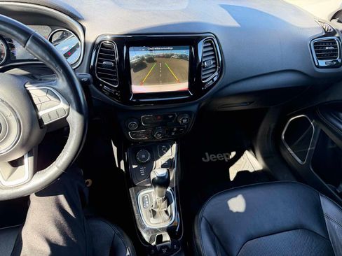 Used 2020 Jeep Compass Limited AWD/4WD image 8