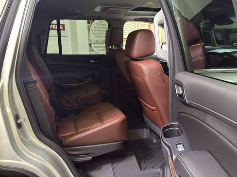 Used 2019 Chevrolet Tahoe Premier w/ Premier Plus Edition image 25
