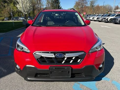 Used 2023 Subaru Crosstrek 2.5i Limited AWD/4WD image 3