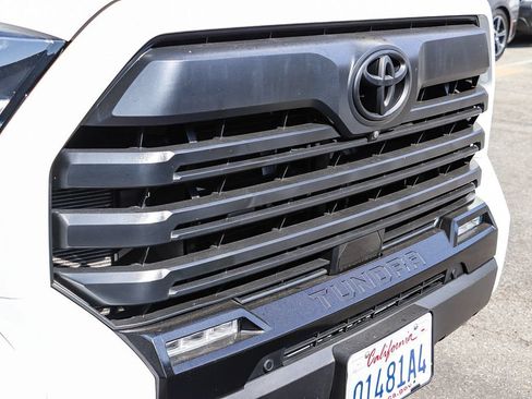 Used 2024 Toyota Tundra Limited AWD/4WD image 4