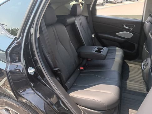 Used 2024 Acura RDX SH-AWD w/ Technology Package image 16