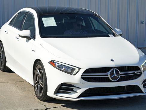 Used 2021 Mercedes-Benz A 35 AMG 4MATIC image 54