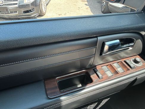 Used 2017 Ford Expedition Platinum AWD/4WD image 29