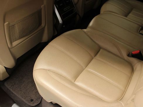 Used 2016 Land Rover Range Rover Sport HSE image 21