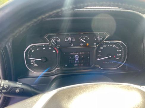 Used 2019 GMC Sierra 1500 Elevation w/ Elevation Value Package AWD/4WD image 18