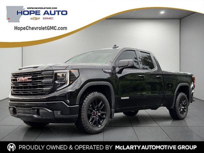 Used 2025 GMC Sierra 1500 Elevation