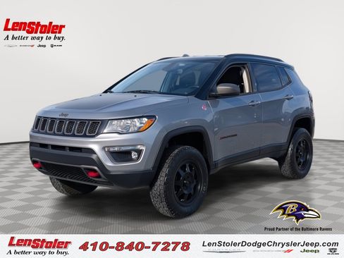 Used 2018 Jeep Compass Trailhawk image 1