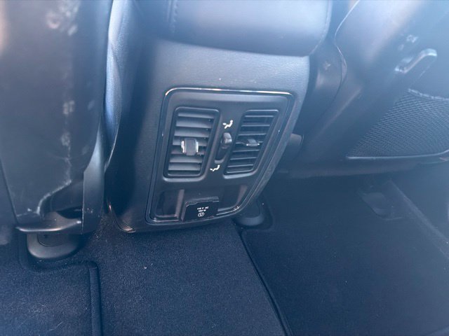 Used 2022 Jeep Grand Cherokee Laredo X AWD/4WD image 15