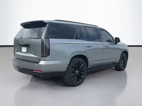Used 2026 Cadillac Escalade Platinum Sport w/ LPO, ONYX Package AWD/4WD image 5