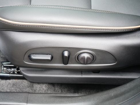 Used 2024 Buick Envista Avenir image 16