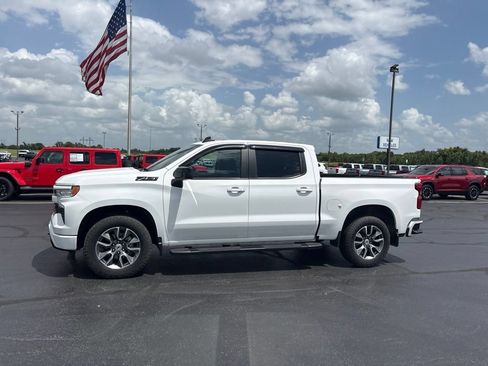 Used 2024 Chevrolet Silverado 1500 RST w/ Z71 Off-Road Package AWD/4WD image 2