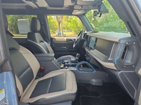 Certified 2024 Ford Bronco Wildtrak AWD/4WD image 18
