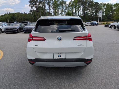 New 2026 BMW X3 xDrive30 w/ Premium Package AWD/4WD image 4