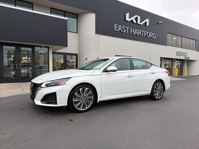 Used 2023 Nissan Altima 2.5 SL