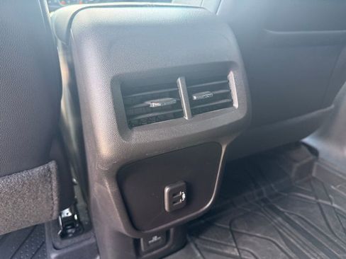 Used 2024 Chevrolet Equinox RS image 20