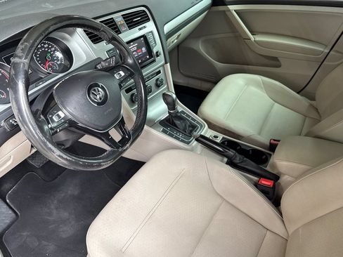 Used 2015 Volkswagen Golf S FWD image 10