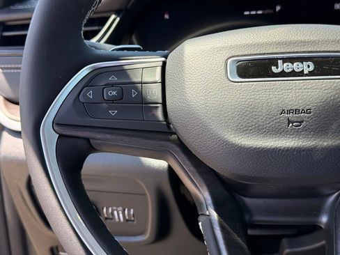 New 2026 Jeep Grand Cherokee Altitude AWD/4WD image 14