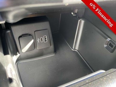 New 2025 Ford Explorer Active image 18