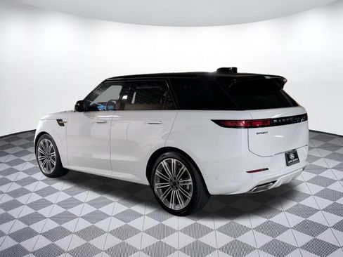 New 2026 Land Rover Range Rover Sport Dynamic SE AWD/4WD image 3
