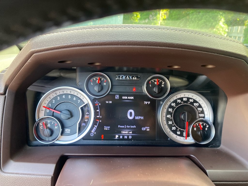 Used 2015 RAM 1500 Laramie w/ Convenience Group AWD/4WD image 13